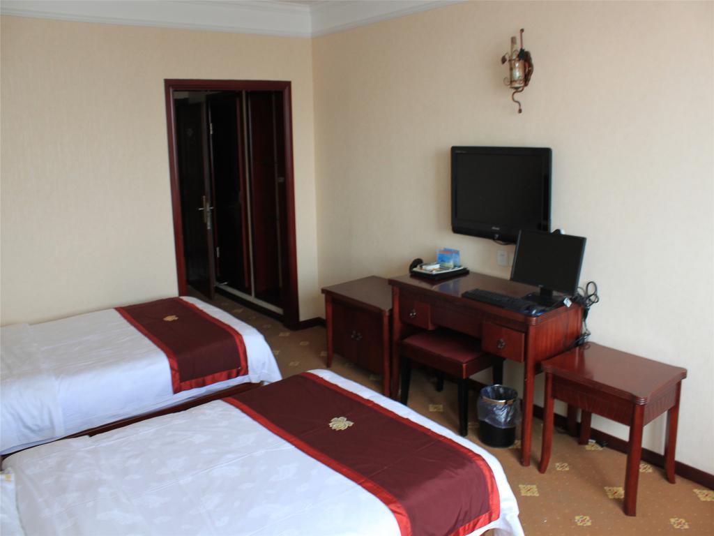 Baotou West Lake Hotel Room photo