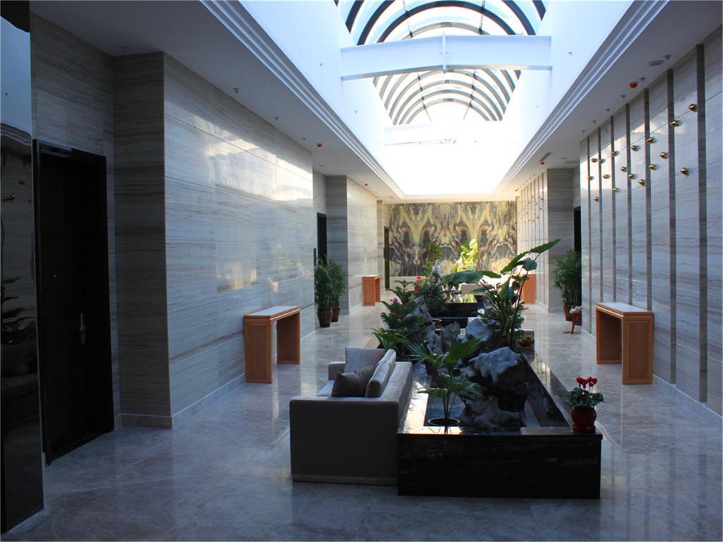 Baotou West Lake Hotel Exterior photo